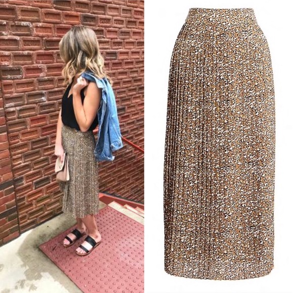 J. Crew Dresses & Skirts - J. Crew Factory Leopard MIDI Pleated Skirt
